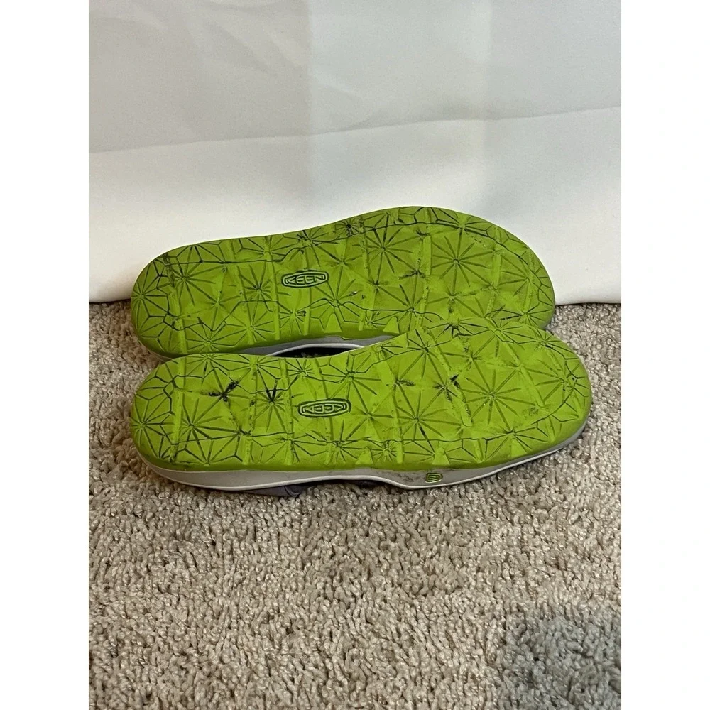 Keen Youth Size 6 Sandals Purple Green Hiking Shoes 1016694 Water Beach‎